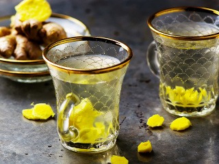 Zázvorový čaj by mohol