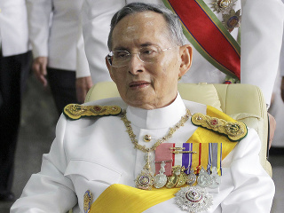 Thajský kráľ (†88) je
