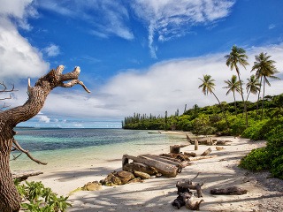 Nová Kaledónia: Z drsnej
