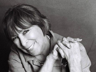 Hana Hegerová dnes oslavuje