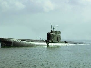 MIMORIADNA ZÁHADA Stratená ponorka
