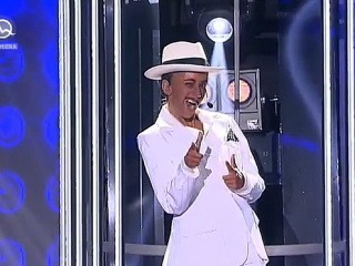 Partlová ako chodiaci sex, historický moment s Bičanom a... ďalšie ...