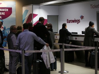 Personál Eurowings štrajkuje: Lufthansa