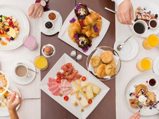 Vieme, kde budú raňajkovať