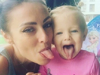 Obe si život užívajú