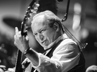 Hans Zimmer opäť na