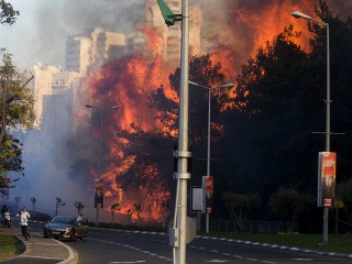 Izrael zachvátili požiare