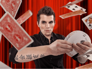 Najžiadanejší kúzelník so svojím