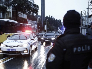 Turecké úrady zatkli ďalších