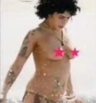 Amy Winehouse vo vlnách: