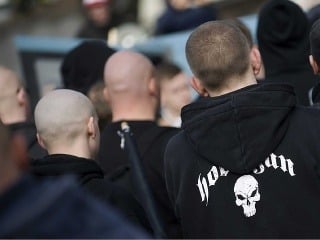 Extrémisti si v Nemecku