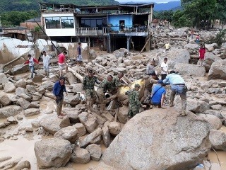 Kolumbijské mesto ohrozila nebezpečná