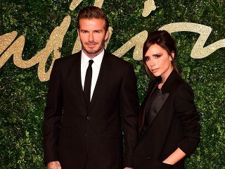 Manželia Beckhamovci opäť čelia