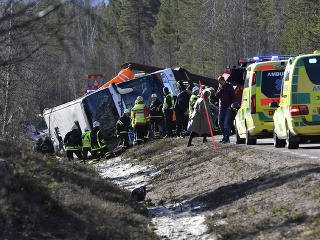 Nehoda autobusu vo Švédsku