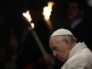 Pápež František počas veľkopiatkovej