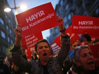 Protest v Turecku.