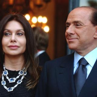 Berlusconi: S maloletými dievčatami