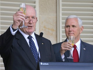 Mike Pence a Malcolm