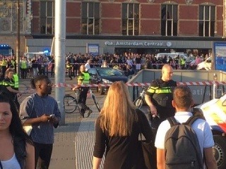 Panika v Amsterdame: Auto