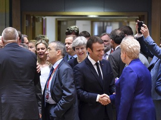 Lídri EÚ sa na