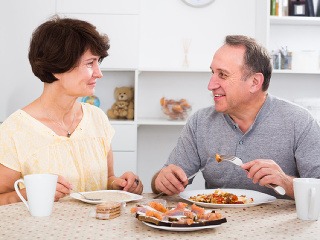Jedzte menej a schudnite: