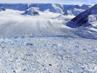 Vedci objavili na Antarktíde