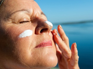 Nepríjemnosti so spálenou pokožkou?