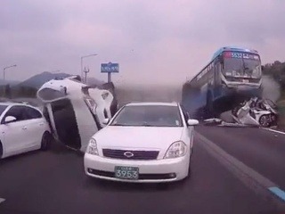 Nehoda v Korei