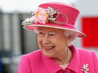Kráľovná Alžbeta II. je