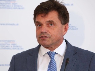 Odvolaný minister Plavčan podá