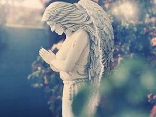 Vidí anjelov. A príde