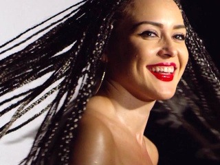 Herečka Barbora Žilecká štartuje