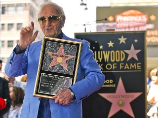 Charles Aznavour má hviezdu