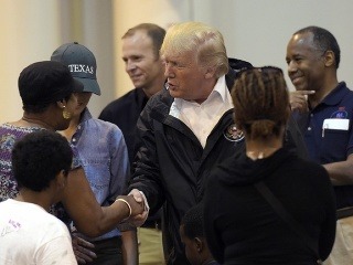 FOTO Trump sa stretol
