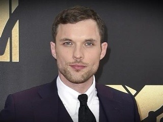 Ed Skrein 