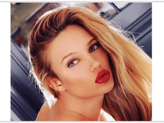 Natasha svoj pôvod nezaprie: