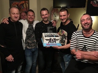 Aya oslávila 25 rokov