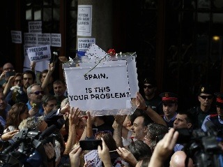 Španieli bojujú proti katalánskemu
