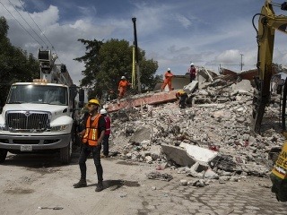 Salvádor zasiahla vlna zemetrasení: