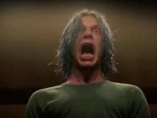 Intenzívny, temný a narušený