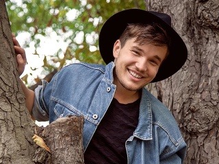 Zabudnite na miláčika dievčenského