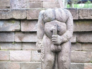 Erotické chrámy Sukuh a