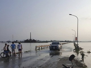 Vietnam zaplavili dažde: Pri