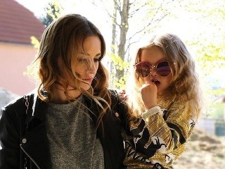 Pôvabná speváčka žiari šťastím