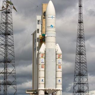 Európsky satelit TerreStar-1 vyštartoval