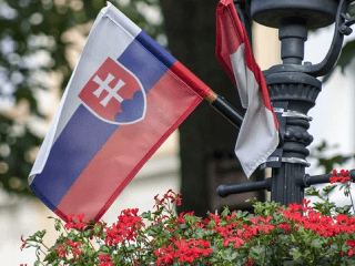 Slovenskú hymnu už prerobili