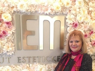 Marcela Laiferová sa pri