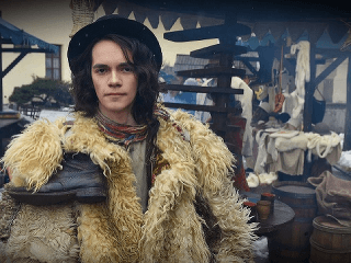 Perinbabu potrápili mnohé problémy: