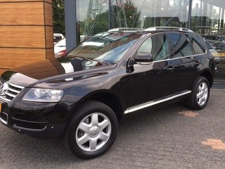 Volkswagen Touareg V10 na