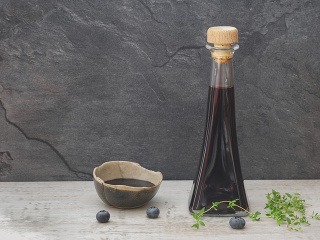 Šalátový dresing so schopnosťou,